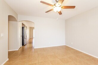 12654 W Paradise Dr in El Mirage, AZ - Building Photo - Building Photo