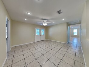 39688 Meadowood Loop in Zephyrhills, FL - Building Photo - Building Photo