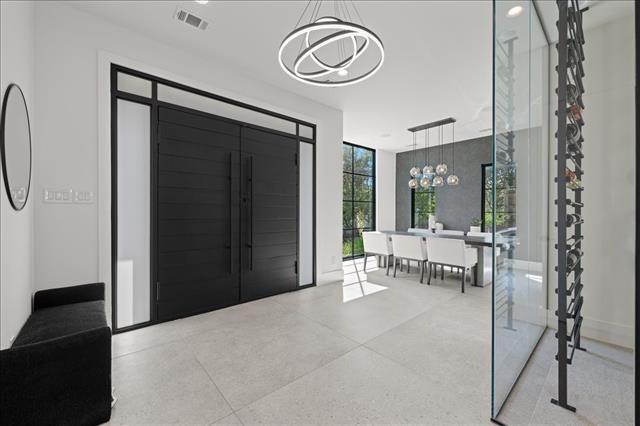 5839 Richmond Ave in Dallas, TX - Building Photo - Building Photo