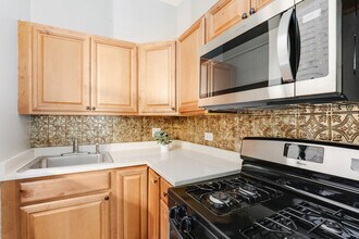 1726 N Sedgwick St in Chicago, IL - Building Photo - Building Photo