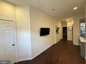 1003 S 6th St in Philadelphia, PA - Building Photo