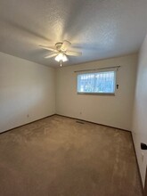 8416 Hilton Ave NE in Albuquerque, NM - Building Photo - Building Photo