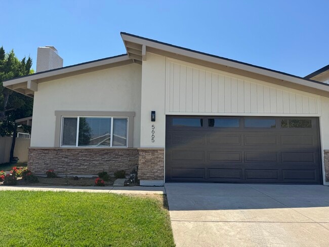 property at 5665 Meadow Vista Way