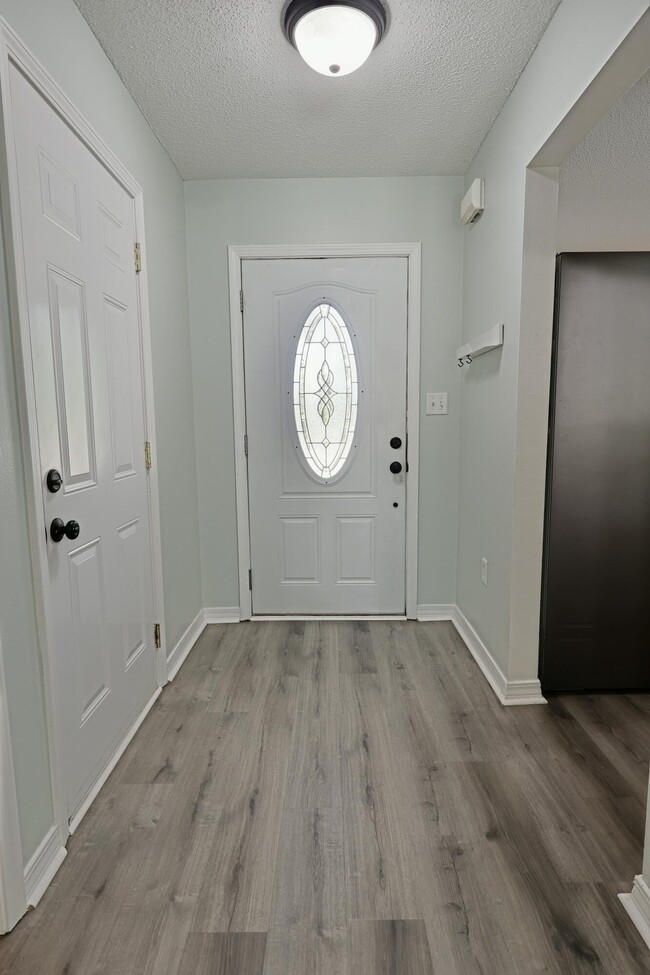 2345 Ortega St in Navarre, FL - Building Photo - Building Photo