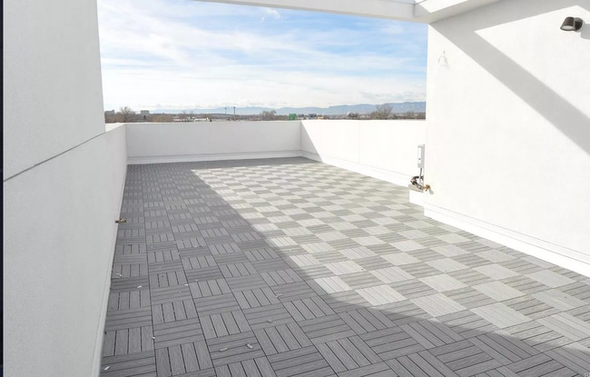 2158 S Delaware St in Denver, CO - Building Photo - Building Photo