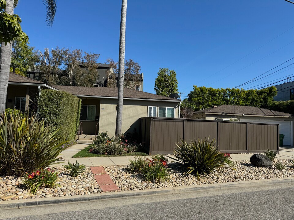 4303 Jasmine Ave in Culver City, CA - Building Photo