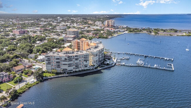 104 Riverside Dr in Cocoa, FL - Building Photo - Building Photo