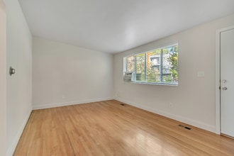 475 N St E in Salt Lake City, UT - Building Photo - Building Photo