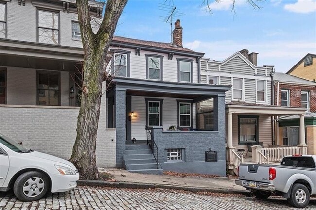 property at 1206 Linden Pl