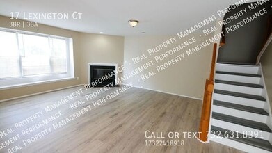 17 Lexington Ct in Holmdel, NJ - Building Photo - Building Photo