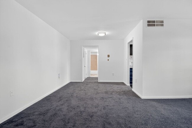 9483 Fairfax Blvd in Fairfax, VA - Building Photo - Building Photo