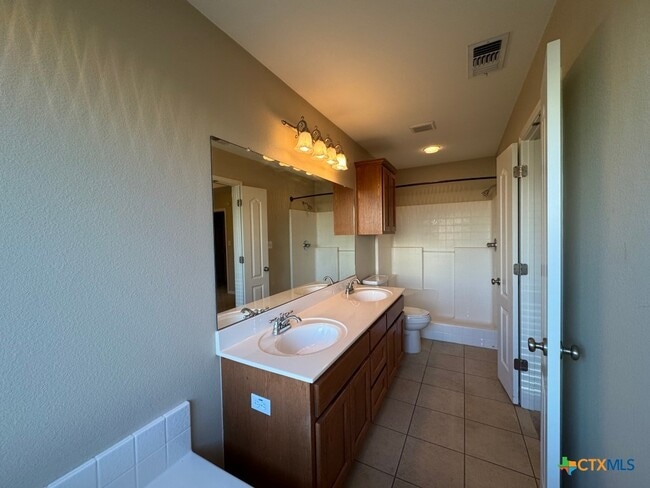 property at 318 Silverado Trail