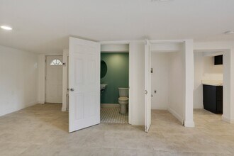 2105 General Taylor St in New Orleans, LA - Building Photo - Building Photo