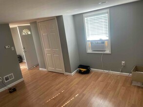 21435 Jacksonville St-Unit -B in Farmington Hills, MI - Building Photo - Building Photo