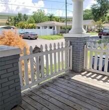 2403 Durham St in Tampa, FL - Building Photo - Building Photo
