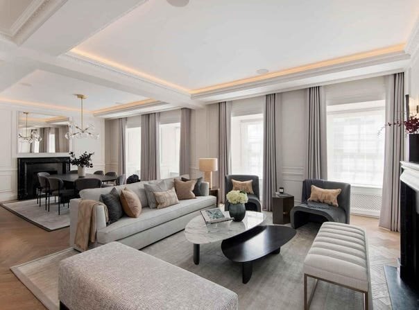 property at 911 Vance Jackson Rd