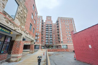 15 N Beacon St in Allston, MA - Building Photo - Building Photo