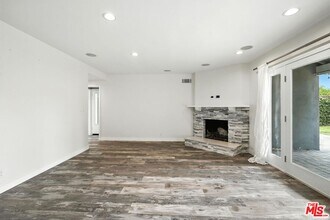 6137 Laurelgrove Ave in Los Angeles, CA - Building Photo - Building Photo
