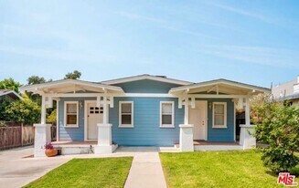 1131 N Sierra Bonita Ave in Pasadena, CA - Building Photo