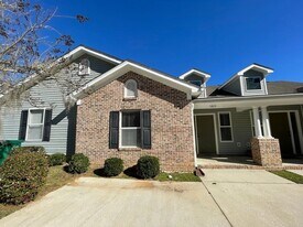 1611 Quazar Rd in Tallahassee, FL - Building Photo