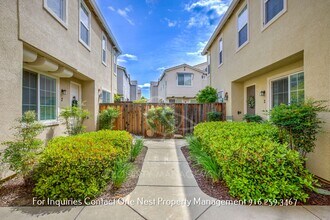 3040 Sierra View Cir in Lincoln, CA - Building Photo - Building Photo