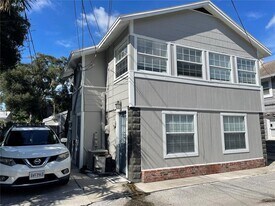 4810 2nd Ave N in St. Petersburg, FL - Building Photo