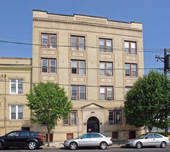 336 Anderson Ave in Fairview, NJ - Building Photo - Building Photo