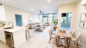 15950 Bay Vista Dr, Unit 202 in Clearwater, FL - Building Photo