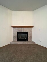 1267 Pinhook Dr in Nixa, MO - Building Photo - Building Photo