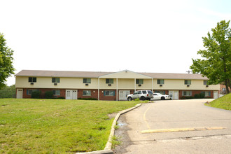 Colerain Tower Apartments in Cincinnati, OH - Foto de edificio - Building Photo