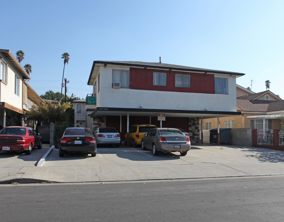 1532 N Harvard Blvd in Los Angeles, CA - Building Photo