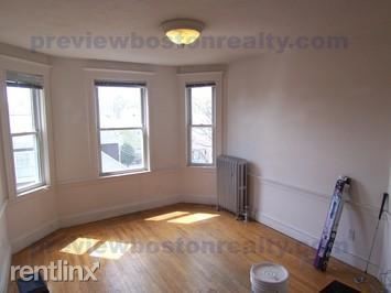41 Atkins St-Unit -APT# 5-R in Boston, MA - Foto de edificio - Building Photo