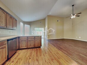 9904 Henna Ln in Fort Worth, TX - Building Photo - Building Photo