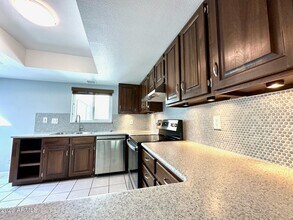 821 E Orange Dr in Phoenix, AZ - Building Photo - Building Photo
