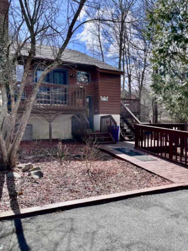 50 Meadowlark Ln in Woodridge, NY - Building Photo - Building Photo