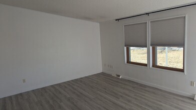 121 Polopony Ct in Iowa City, IA - Building Photo - Building Photo