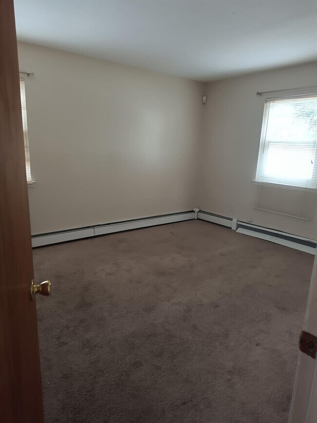 45 Garrity Ave in Lake Ronkonkoma, NY - Building Photo - Building Photo