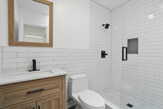 553 Valley St in San Francisco, CA - Building Photo - Building Photo