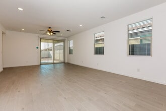 5639 W Walatowa St in Phoenix, AZ - Building Photo - Building Photo