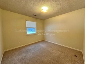 1202 Orchard Dr in Portage, MI - Building Photo - Building Photo