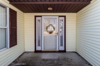 327 Concord Ct in Little Egg Harbor Township, NJ - Building Photo - Building Photo