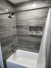 3945 Country Meadows Cir in Granbury, TX - Building Photo - Building Photo