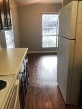 400 Maple St, Unit 5 in Energy, IL - Building Photo - Building Photo