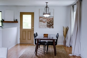 606 W First St in South Bend, WA - Foto de edificio - Building Photo