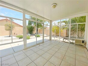 8316 Cove Landing Ave in Las Vegas, NV - Building Photo - Building Photo