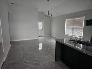 5412 Capilla St in Laredo, TX - Building Photo - Building Photo