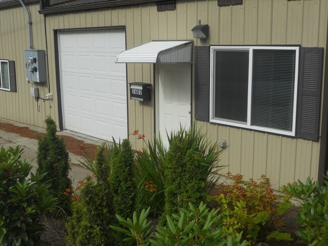 property at 2602 Kaufman St