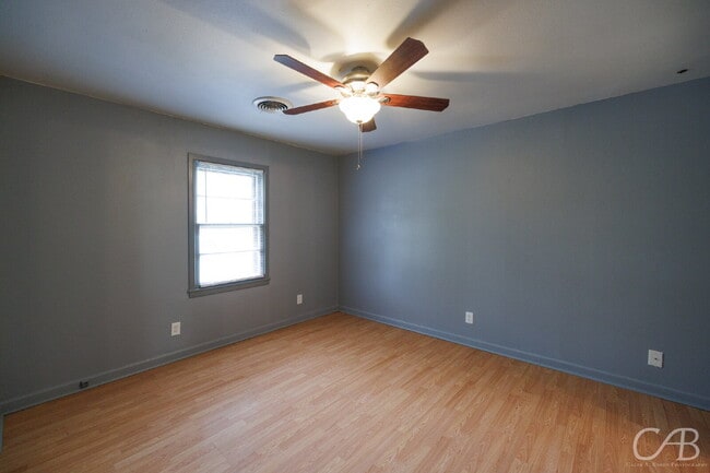 2217 S Willis St in Abilene, TX - Building Photo - Building Photo