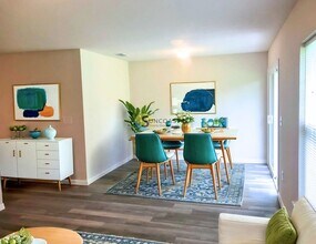 36 Wood Amber Ln in Palm Coast, FL - Building Photo - Building Photo