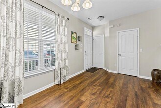 132 Xander Dr in Greer, SC - Building Photo - Building Photo